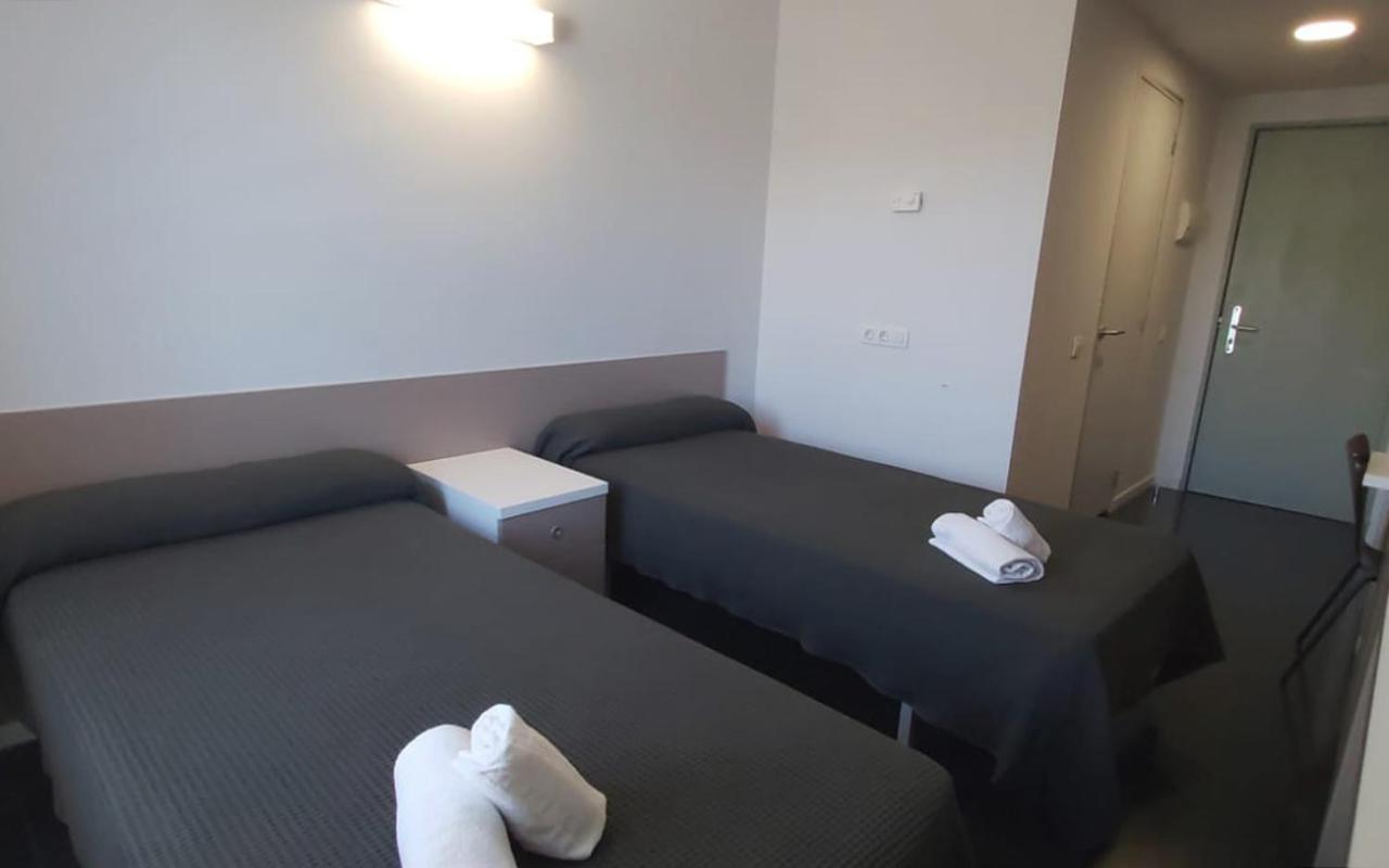 Residencia Universitaria Resa Roberto De Nobili Sant Cugat del Vallès Dış mekan fotoğraf